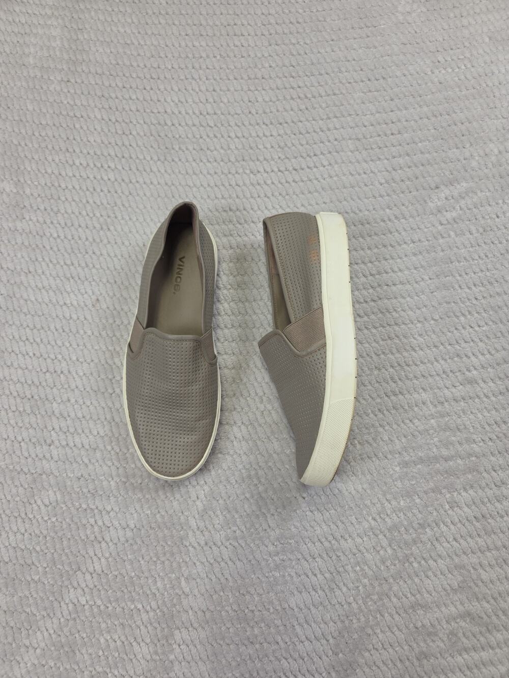 Vince Shoes Womens Size 6M Taupe Balir Slip On Casual Sneakers Loafers
